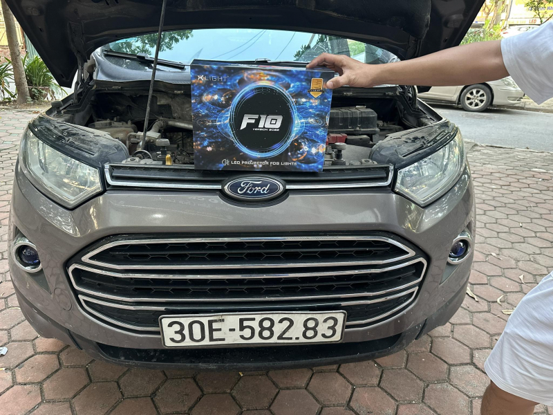 Độ đèn nâng cấp ánh sáng cho xe	FORD ECO SPOS 						